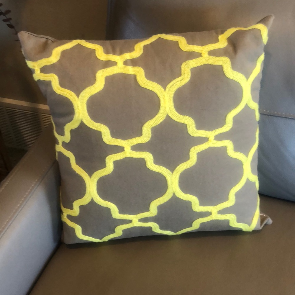 Beige and Yellow Pillow!